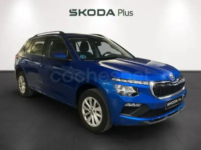 Usado Skoda Kamiq Essence 95 CV (69 kW) 2024 Blanco SUV