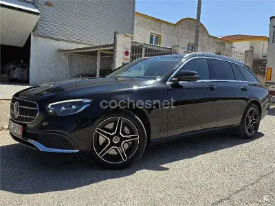 Usado Mercedes E300 313 CV (230 kW) 2023 Negro Familiar
