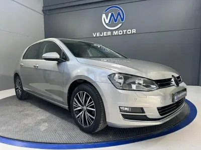 Usado VW Golf VII Business 110 CV (80 kW) 2017 Gris / plata Berlina