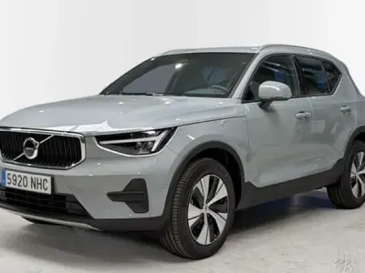 Nuevo Volvo XC40 Core 163 CV (119 kW) 2025 Gris SUV