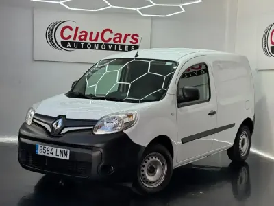 Usado Renault Kangoo 80 CV (58 kW) 2021 Blanco Monovolumen