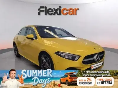 Usado Mercedes A180 116 CV (85 kW) 2021 Amarillo Berlina