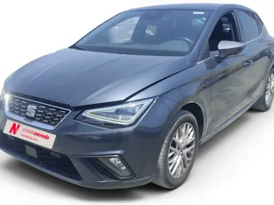 Usado Seat Ibiza XCELLENCE 116 CV (85 kW) 2025 Gris Utilitario