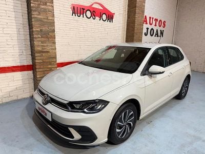 Beige Usado 2022 VW Polo Life Berlina | 17.350 € (Precio justo)