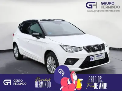 Usado Seat Arona Ecomotive 95 CV (69 kW) 2018 Blanco SUV