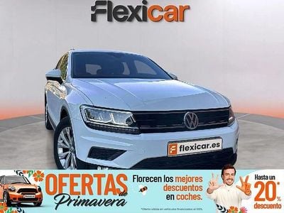 Usado VW Tiguan Edition 125 CV (91 kW) 2018 Blanco SUV