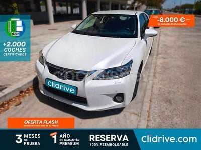 Lexus CT200h