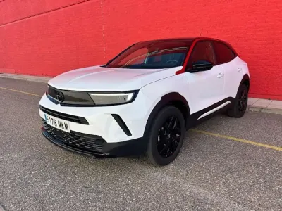 Usado Opel Mokka S 136 CV (100 kW) 2023 Blanco SUV