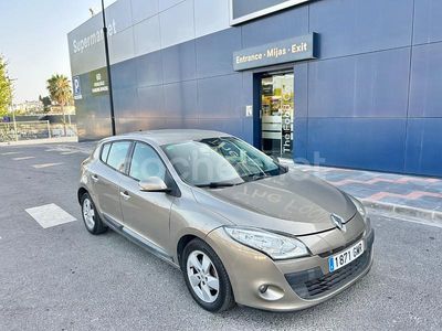 Usado Renault Mégane Authentique 85 CV (62 kW) 2010 Beige Berlina