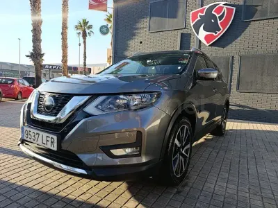 Usado Nissan X-Trail N-Connecta 150 CV (110 kW) 2020 Gris / plata SUV