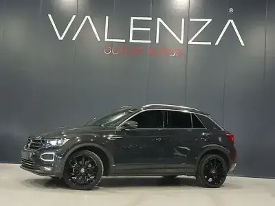 Begagnad VW T-Roc R-line 150 HK (110 kW) 2022 Grå SUV