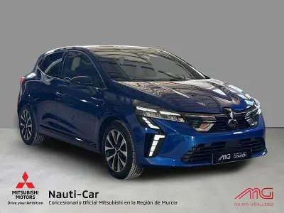 Usado Mitsubishi Colt 90 CV (66 kW) 2024 Gris volcanic Utilitario