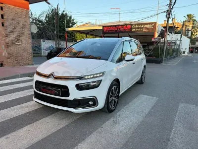 Usado Citroën Grand C4 Picasso Shine 150 CV (110 kW) 2017 Blanco Monovolumen