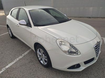 Usado Alfa Romeo Giulietta Distinctive 105 CV (77 kW) 2013 Blanco Utilitario
