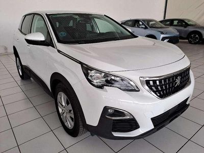 Usado Peugeot 3008 Active 131 CV (96 kW) 2017 Blanco SUV