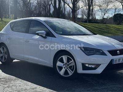 Usado Seat Leon FR 150 CV (110 kW) 2014 Blanco Berlina