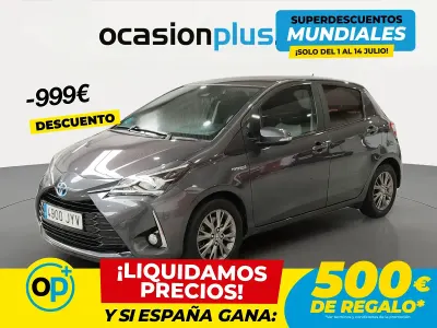 Usado Toyota Yaris Active 100 CV (73 kW) 2017 Gris