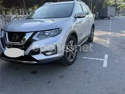 Usado Nissan X-Trail Tekna 163 CV (119 kW) 2018 Gris / plata SUV