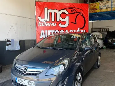 Usado Opel Corsa Selective 85 CV (62 kW) 2014 Gris / plata Utilitario