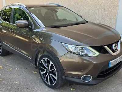 Usado Nissan Qashqai Premium Edition 110 CV (80 kW) 2015 Beige SUV