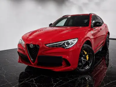 Usado Alfa Romeo Stelvio Quadrifoglio 510 CV (375 kW) 2021 Rojo SUV
