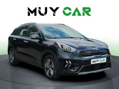 Käytetty Kia Niro 141 HP (103 kW) 2022 Valkoinen Katumaasturi