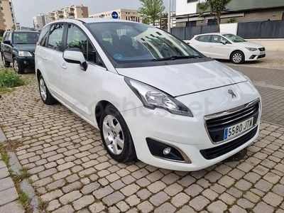 Używany Peugeot 5008