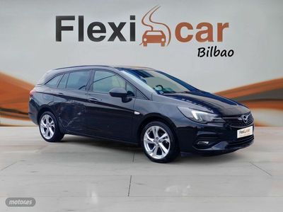 Usado Opel Astra GS Line 122 CV (89 kW) 2021 Negro Familiar