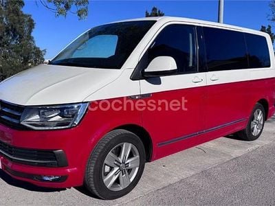 Usado VW Multivan Highline 204 CV (150 kW) 2017 Rojo Monovolumen