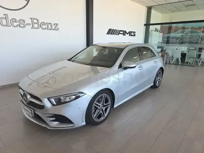 Usado Mercedes A180 116 CV (85 kW) 2019 Gris / plata Berlina