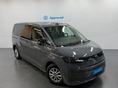 Usado VW Multivan 150 CV (110 kW) 2025 Gris / plata Van