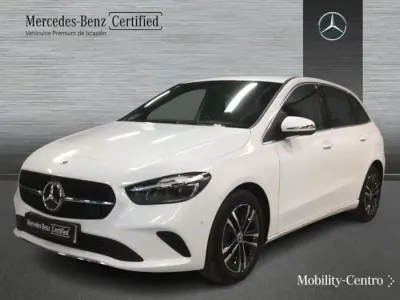 Usado Mercedes B250 163 CV (119 kW) 2024 Blanco digital Monovolumen