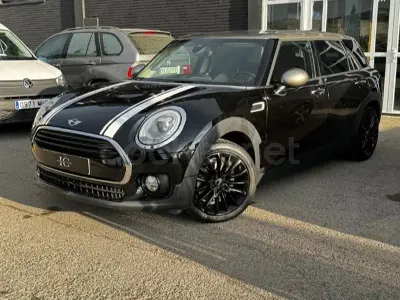 Usado Mini Cooper D Clubman 150 CV (110 kW) 2019 Negro Familiar