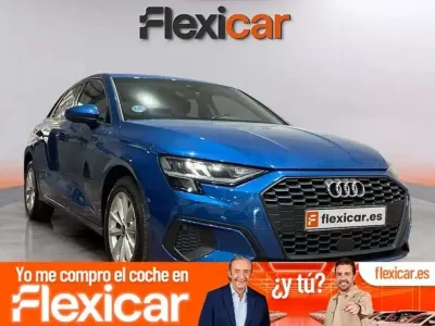 Usado Audi A3 111 CV (81 kW) 2023 Azul Berlina