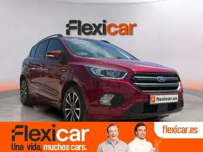 Usado Ford Kuga ST-Line 150 CV (110 kW) 2019 Rojo SUV