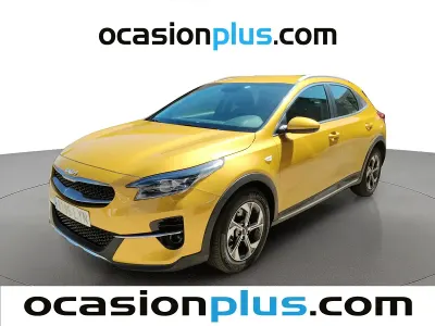Usado Kia XCeed 160 CV (117 kW) 2022 Amarillo SUV