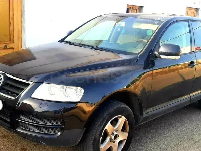 Usado VW Touareg R 174 CV (127 kW) 2005 Negro SUV