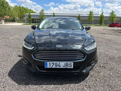 Usado Ford Mondeo Titanium 150 CV (110 kW) 2016 Negro Berlina