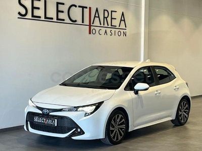 Usado Toyota Corolla Active 140 CV (102 kW) 2022 Blanco Berlina