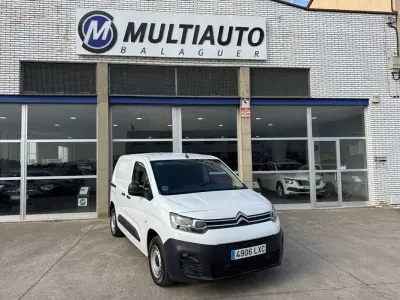 Usado Citroën Berlingo 102 CV (75 kW) 2022 Blanco Monovolumen