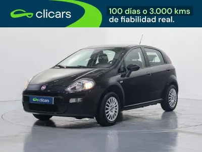 Usado Fiat Punto S 69 CV (50 kW) 2017 Negro Utilitario