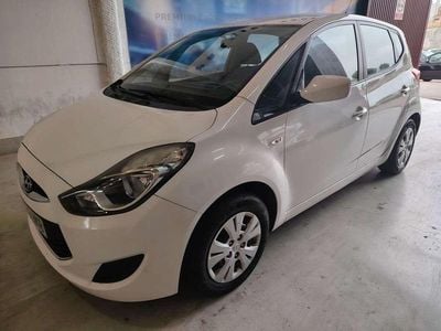 Blanco Usado 2012 Hyundai ix20 GLS Utilitario | 4030 € (Precio justo)