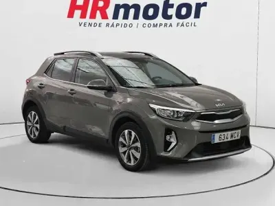 Usado Kia Stonic 120 CV (88 kW) 2022 SUV