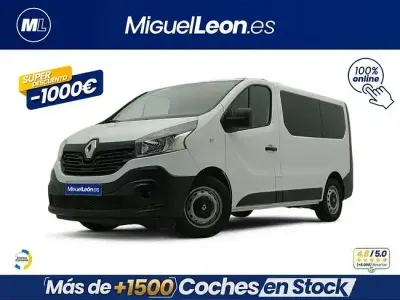 Usado Renault Trafic 125 CV (91 kW) 2018 Blanco Monovolumen