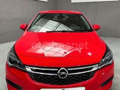Rojo Usado 2016 Opel Astra Excellence Berlina | 10.499 € (Precio justo)