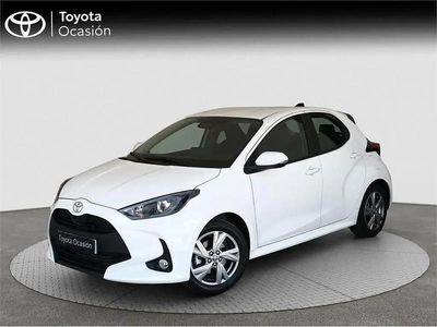Usado Toyota Yaris Hybrid Active 116 CV (85 kW) 2025 Blanco Monovolumen