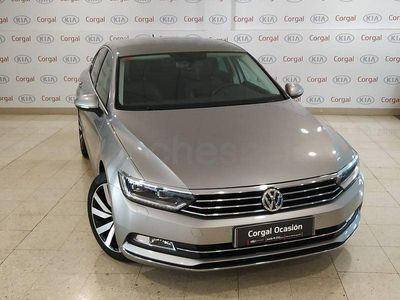 Usado VW Passat Sportline 150 CV (110 kW) 2016 Gris / plata Berlina