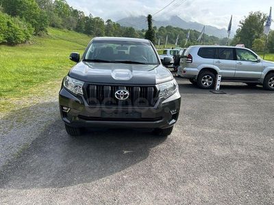 Używany Toyota Land Cruiser 177 KM (130 kW) 2018 Szary SUV