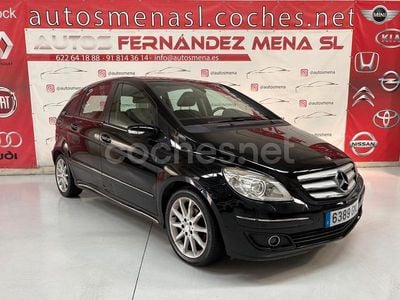 Usado Mercedes B200 136 CV (100 kW) 2008 Negro Monovolumen