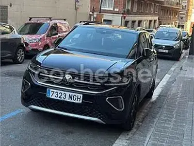 Usado VW T-Cross R-line 116 CV (85 kW) 2025 Negro SUV